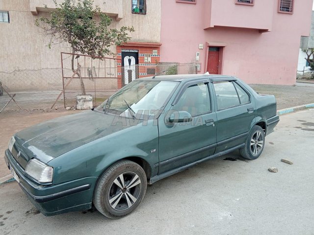 رونو 19 بنزين يدوي 1990 في عين عودة