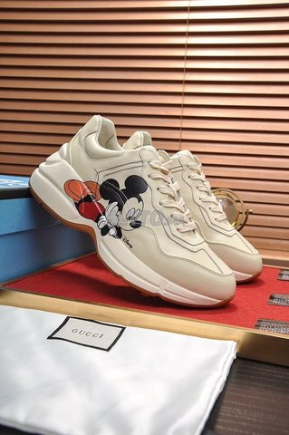 Sneakers Gucci En Cuir Femme GC5649