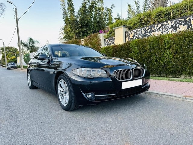 Voiture BMW Serie 5  à Rabat  Essence