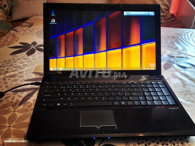 Medion TOSHIBA Ram 8 Disc 1000 HDD Écran 15