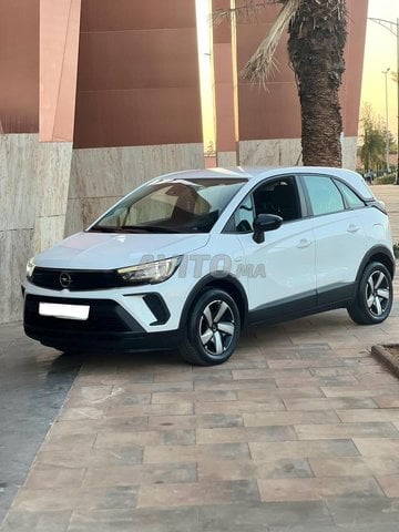 Voiture Opel Crossland X  à Marrakech  Diesel