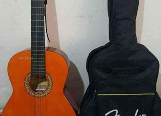 guitare classique avec sac original 