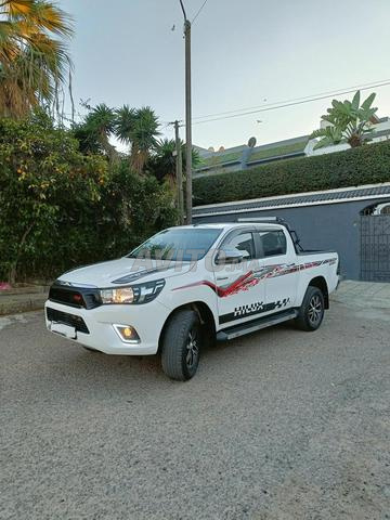 toyota hilux double cabine toute option Model 2019