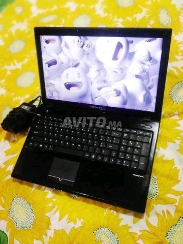Medion TOSHIBA Ram 8 Disc 1000 HDD Écran 15
