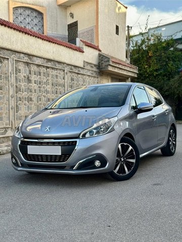 Peugeot 208 occasion Diesel Modèle 