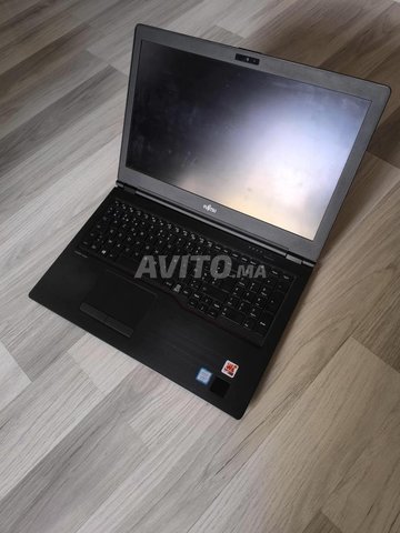 Fujitsu U758  i7-8550u
