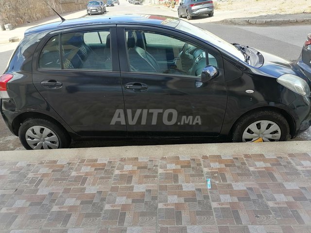 Voiture Toyota Yaris  à Meknès  Essence