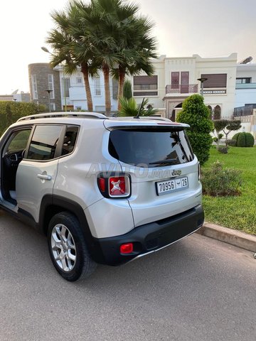 Jeep Renegade occasion Diesel Modèle 