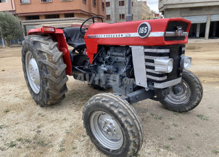 Tracteur 165