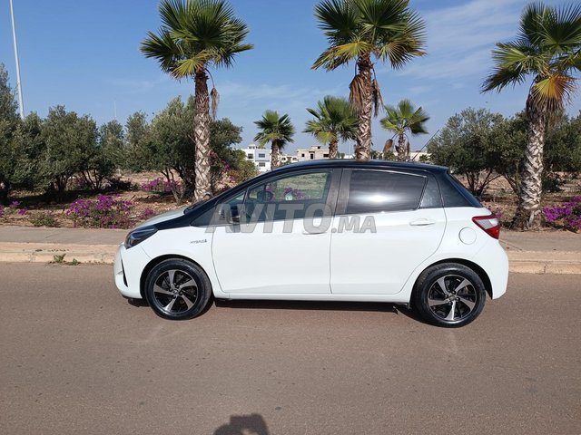 Voiture Toyota Yaris  à Nouaceur  Hybride