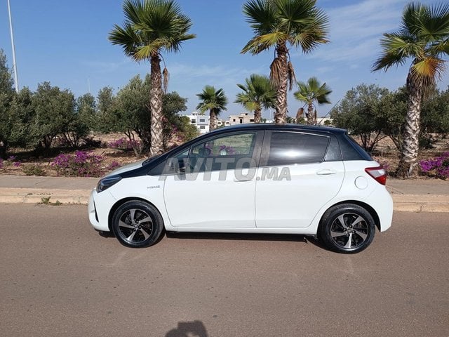 Voiture Toyota Yaris  à Mohammedia  Hybride