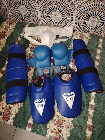 Protéges karaté, kick boxing et art martiaux