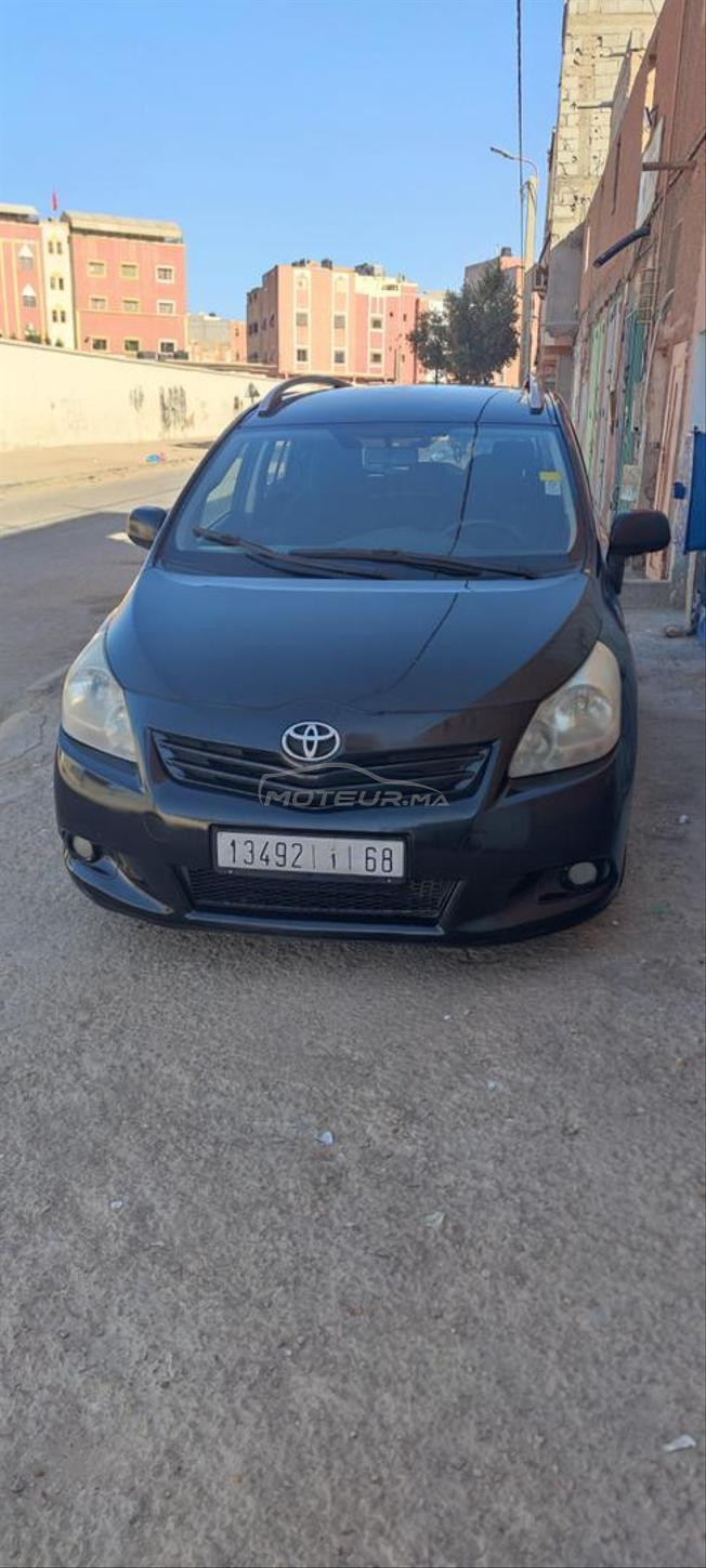 Toyota Avensis Verso