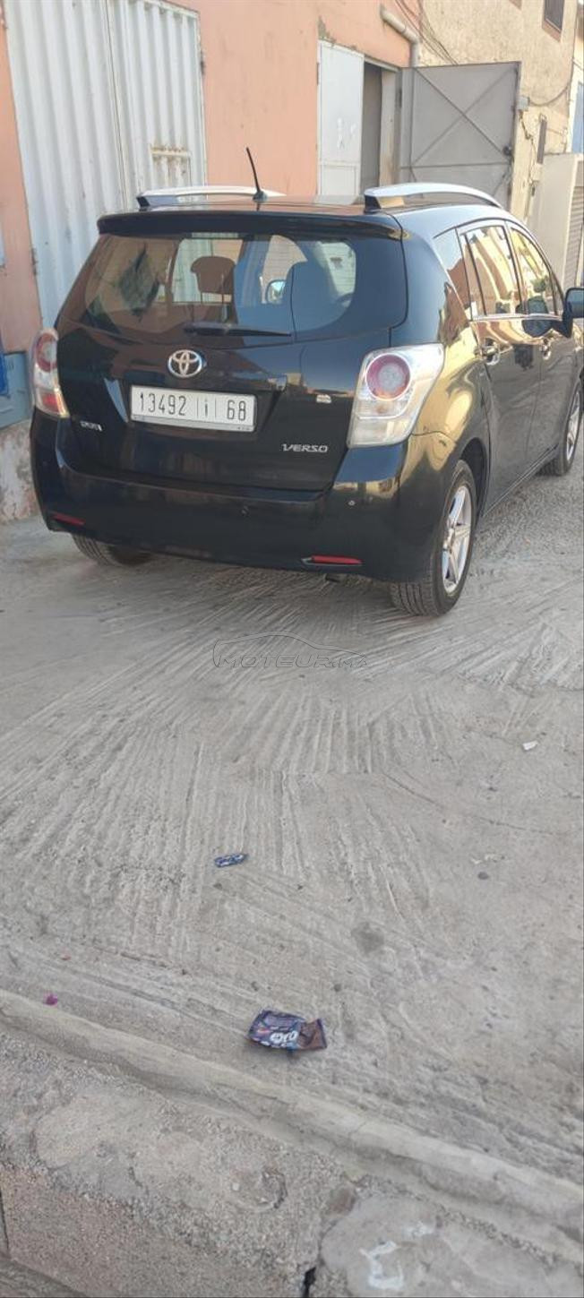 Toyota Avensis Verso
