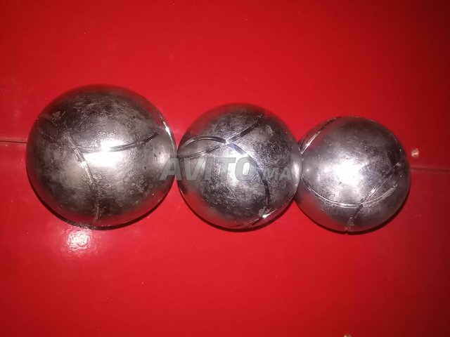 3 boules pétanque
