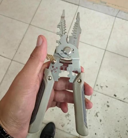 Pince Multifonction