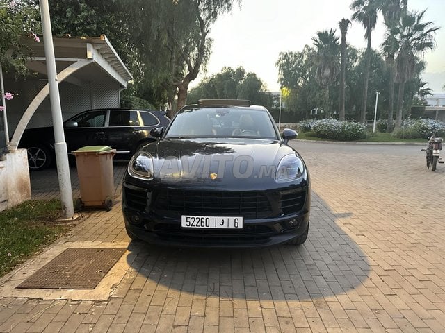 Porsche Macan occasion Essence Modèle 