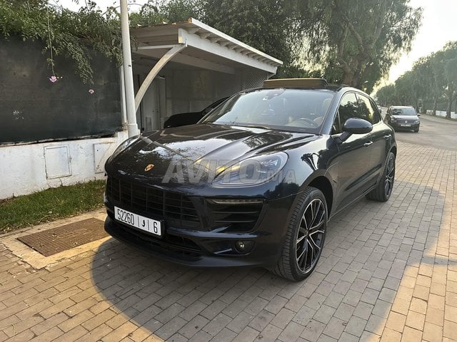 Porsche Macan occasion Essence Modèle 