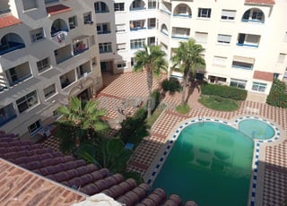 210m2 avec piscine et garage à 2min de la plage 