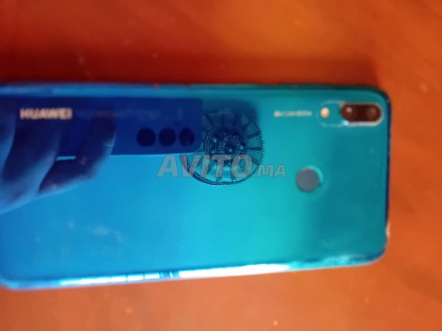 téléphone huawei y7 2019 à vendre