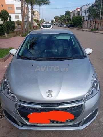 Peugeot 208 occasion Diesel Modèle 