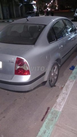 Voiture Volkswagen Passat  à Oued Zem  Diesel