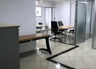 Appartement ou Bureau à vendre sur Bd la Gironde