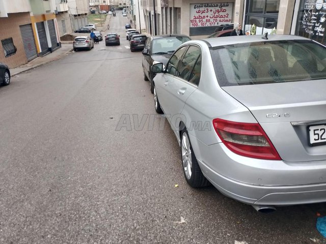 Mercedes-Benz 220 occasion Diesel Modèle 