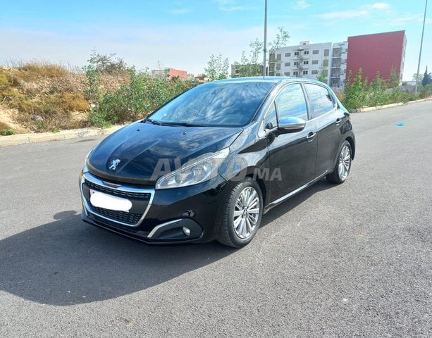 Voiture Peugeot 208  à Casablanca  Diesel