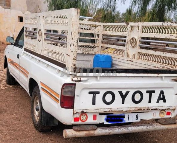 Toyota Hilux occasion Diesel Modèle 