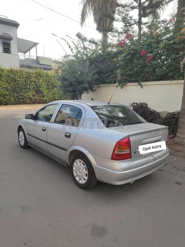 Opel Astra occasion Diesel Modèle 