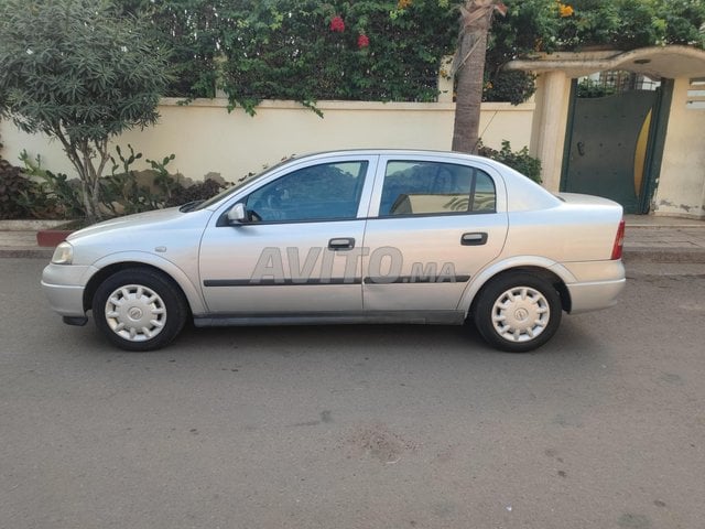 Opel Astra occasion Diesel Modèle 