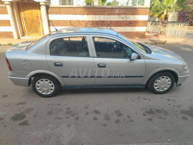 Opel Astra occasion Diesel Modèle 