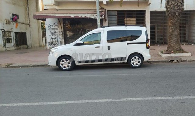 Voiture Dacia Dokker  à El Jadida  Diesel