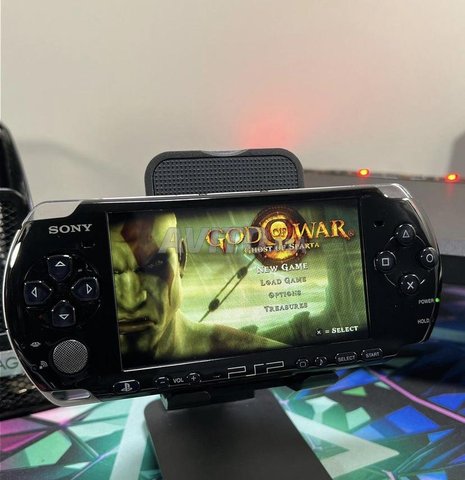 PSP COMPLET FLASHÉ AVEC 15 JEUX