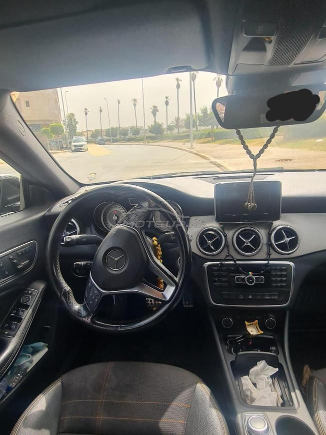 CLA 220 très bon état , prix négociable sur place 