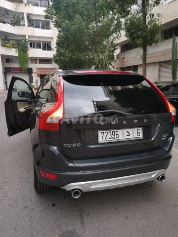 Volvo XC60 D5 R-design 