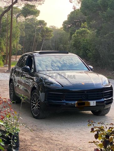 Voiture Porsche Cayenne  à Tanger  Hybride