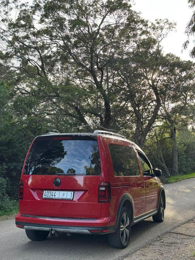 Volkswagen Caddy Diesel Automatique 2017 à Tanger