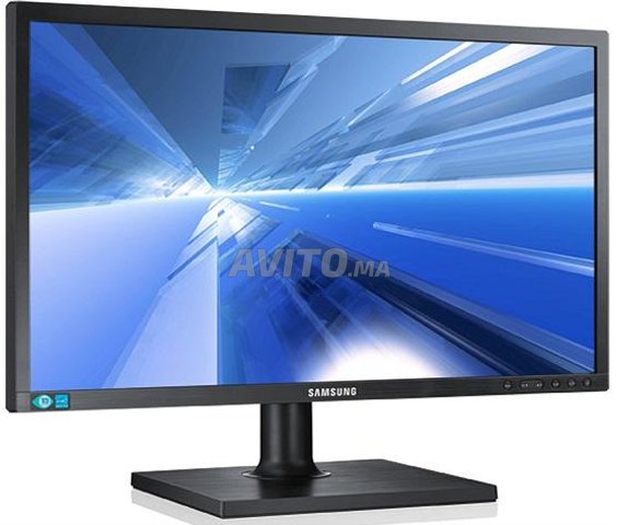 Ordinateur PC (HP) plus Samsung Monitor 23 inches 