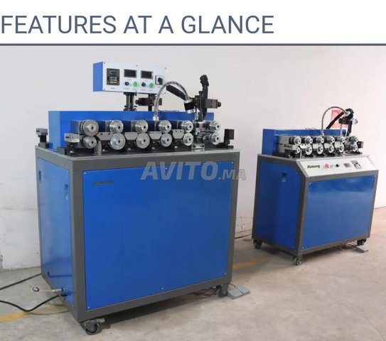 Machine de fabrication de tubes creux 