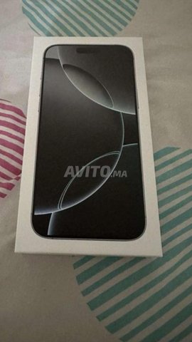 iPhone 16 pro max sable 