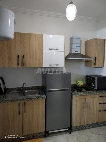 appartement propre acote la gar  - 2