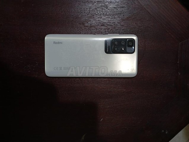 xiaomi redmi 10 très bon état