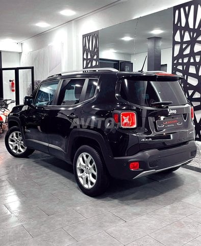 Jeep Renegade occasion Diesel Modèle 