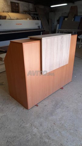 Bureau de réception 