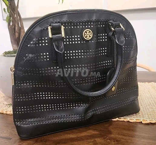 Tory Burch sac à dôme perforé noir bouleau