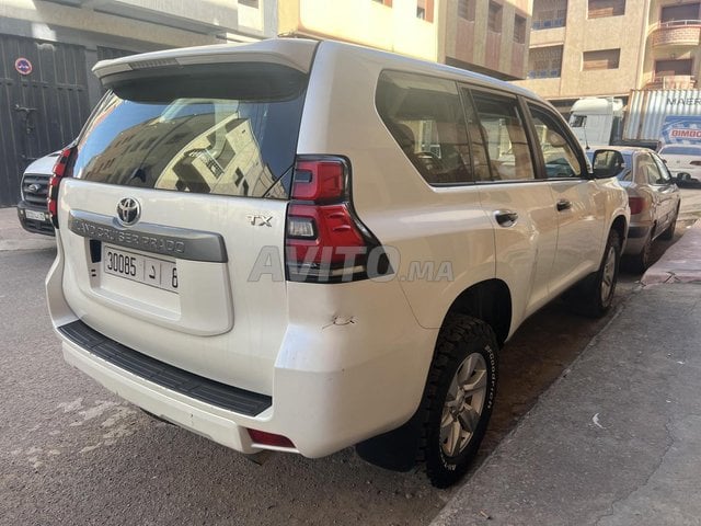 Toyota Prado occasion Diesel Modèle 