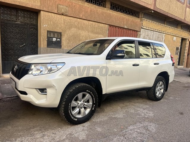 Toyota Prado occasion Diesel Modèle 