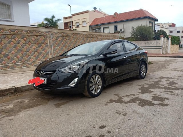 Hyundai Elantra occasion Diesel Modèle 